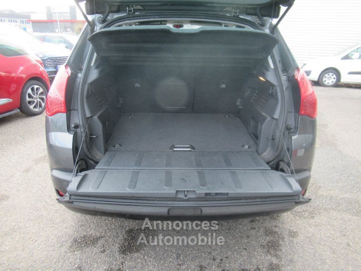 Peugeot 3008 1.6 VTi 16V 120ch Confort Pack - 10