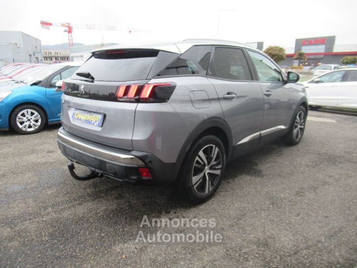 Peugeot 3008 BlueHDi 130ch SetS EAT8 Allure - 4