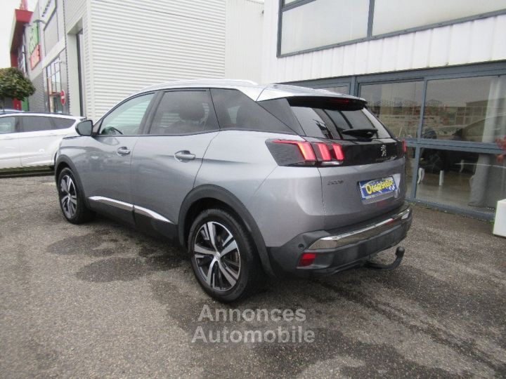 Peugeot 3008 BlueHDi 130ch SetS EAT8 Allure - 6