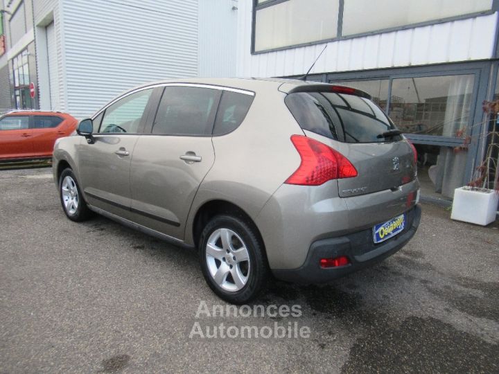 Peugeot 3008 BUSINESS 1.6 HDi 115ch FAP Business Pack - 6