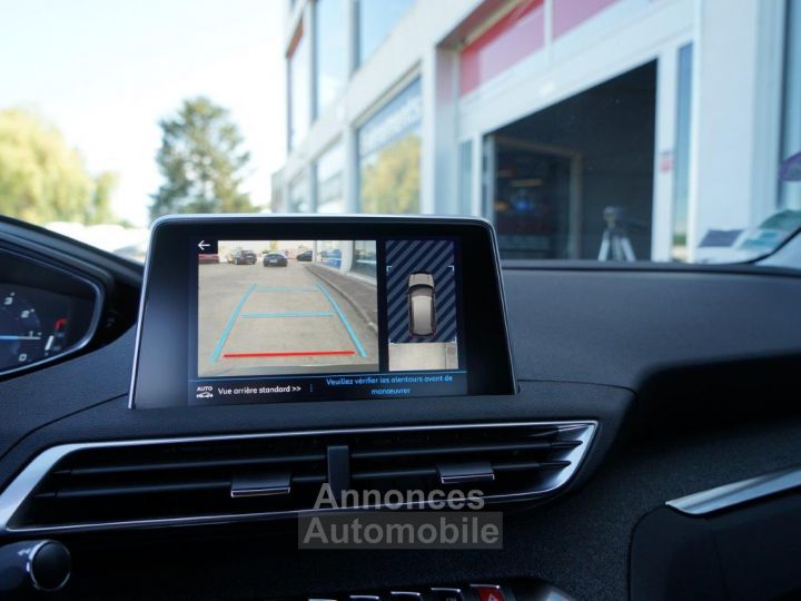 Peugeot 3008 Crossway 1.2 Puretech 130 Ch S&S EAT6 - Entretien PEUGEOT 11/2024 - Caméra 360°, APPLE CarPlay, Accès Sans Clé, ... - Gar. possible jusqu'à 36 mois - 42