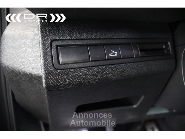 Peugeot 3008 GT LINE 1.2 PURETECH - NAVIGATIE PANODAK LED - 39