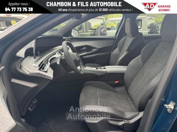 Peugeot 3008 Nouveau Hybrid 136 e-DCS6 GT + Drive assist plus+ Toit pano +Focal - 24