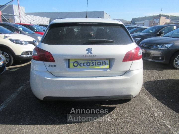 Peugeot 308 1.2 110ch  Active moteur changé - 5