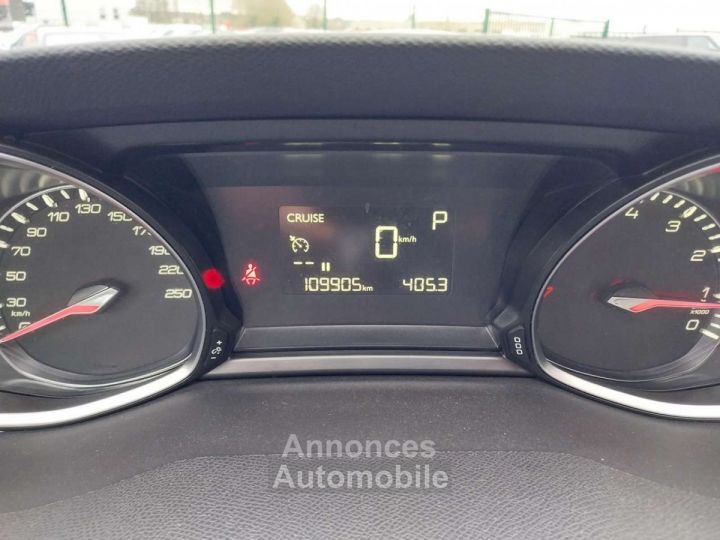 Peugeot 308 1.2 Allure AUTOMATIQUE-CLIM-GPS-CARPLAY-GARANTIE- - 13