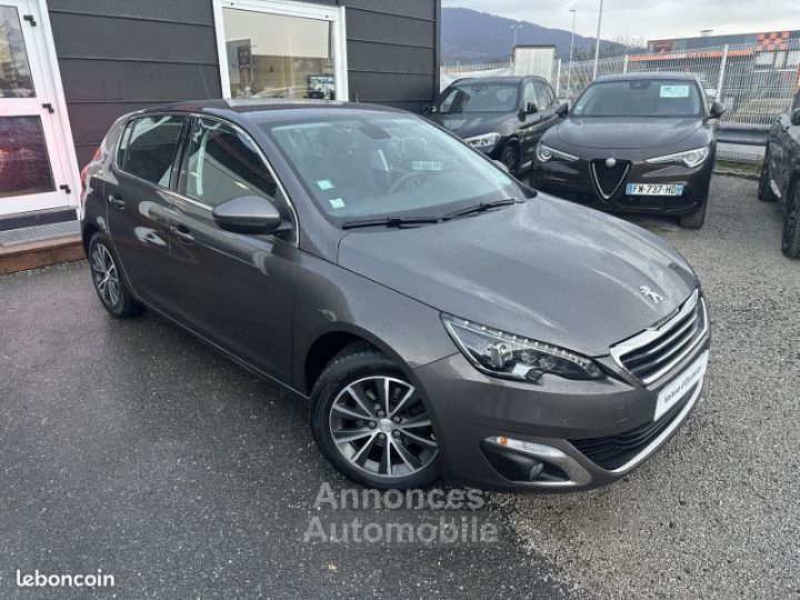 Peugeot 308 1.2 E-THP 130CH ALLURE 5P 130 SUIVI - - 5