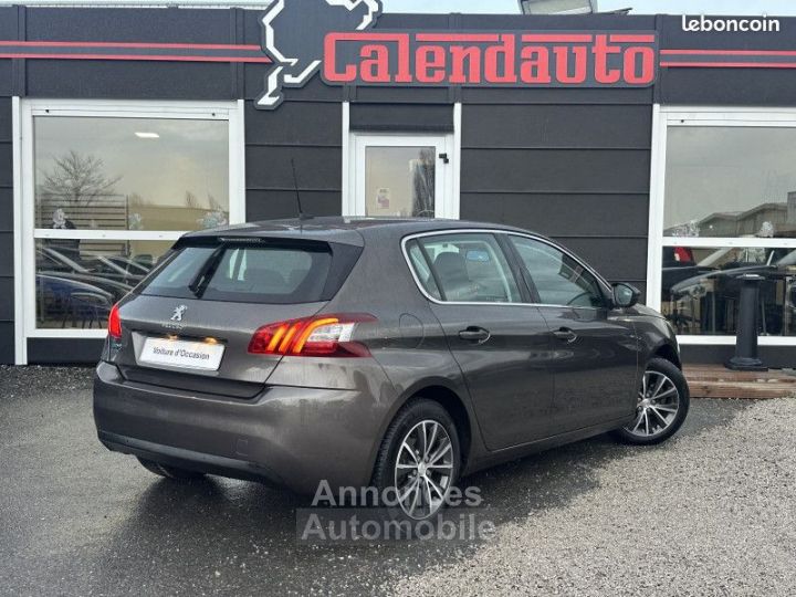 Peugeot 308 1.2 E-THP 130CH ALLURE 5P 130 SUIVI - - 6