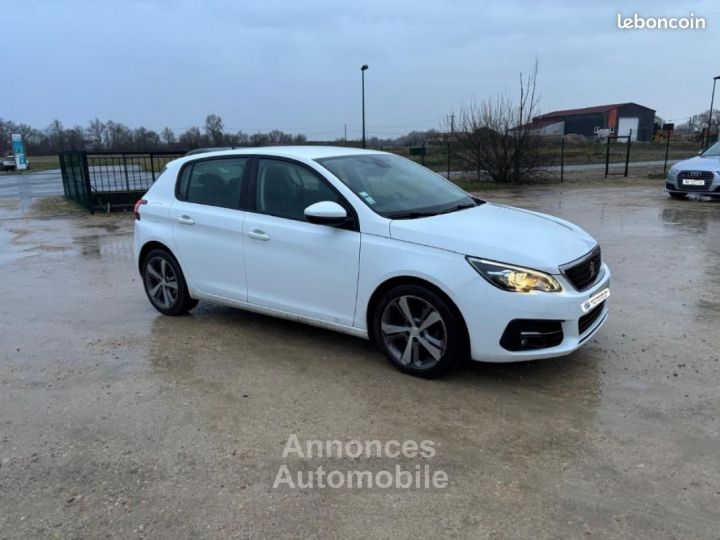 Peugeot 308 1.6 BlueHDi 120ch S&S EAT6 Allure - 3