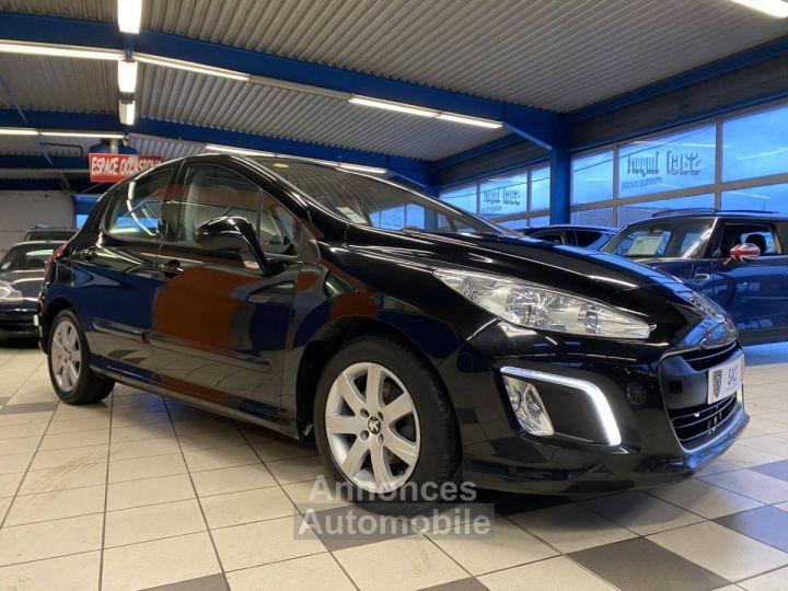 Peugeot 308 1.6 e-HDi112 FAP Allure 5p - 3