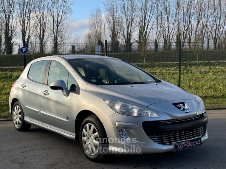 Peugeot 308 1.6 HDI 92CH BLACK & SILVER EDITION * 128.000KM * CUIR * GPS * SIEGE CHAUFF - 2