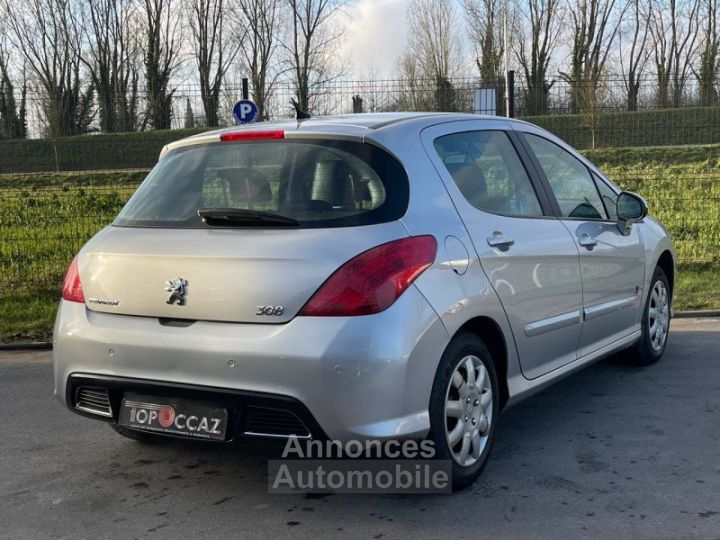 Peugeot 308 1.6 HDI 92CH BLACK & SILVER EDITION * 128.000KM * CUIR * GPS * SIEGE CHAUFF - 3