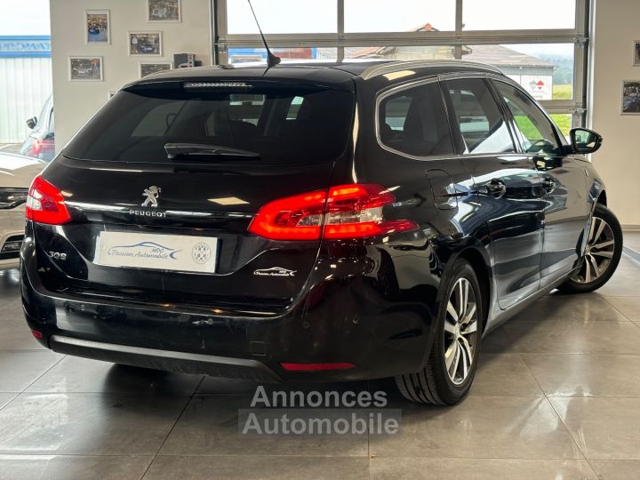 Peugeot 308 SW 1.5 BLUEHDI 130 S&S TECH EDITION EAT8 - 8