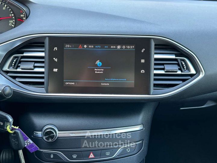 Peugeot 308 SW 1.5 BlueHDi ALLURE NAVI CARPLAY CRUISE PDC JA - 18