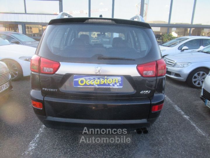 Peugeot 4007 2.2 HDi 156ch FAP Féline 4x4 - 5