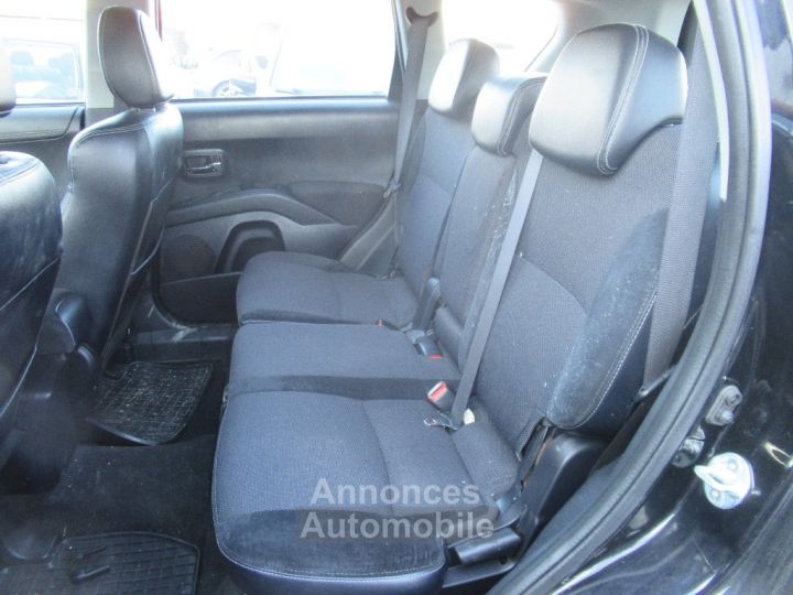 Peugeot 4007 2.2 HDi 156ch FAP Féline 4x4 - 8