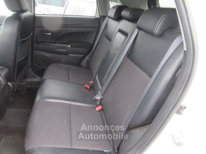 Peugeot 4008 1.6 HDi STT 115 BVM6 Style 4WD - 8