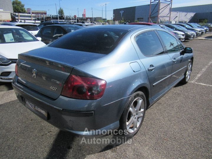 Peugeot 407 2.2 HDi 16v PACK - 4