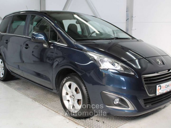 Peugeot 5008 1.2 PureTech ~ 7 zit Navi Airco Top Deal - 1