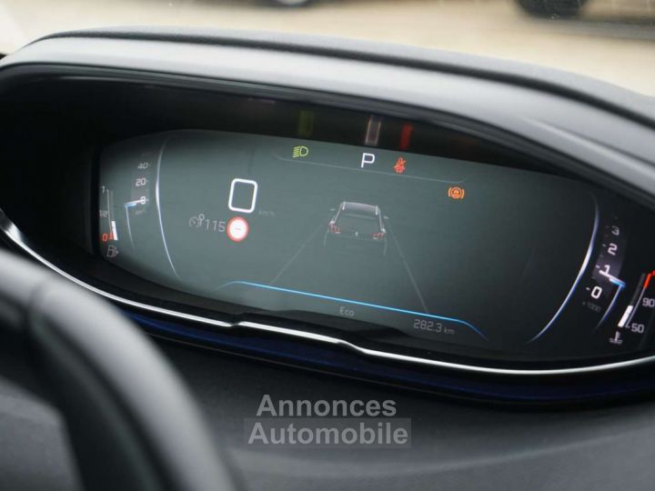 Peugeot 5008 1.2 PureTech ALLURE 7 PLACES Bte AUTO CAM COCKPIT - 14