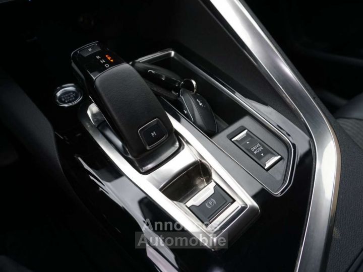 Peugeot 5008 1.2 PureTech ALLURE 7 PLACES Bte AUTO CAM COCKPIT - 15