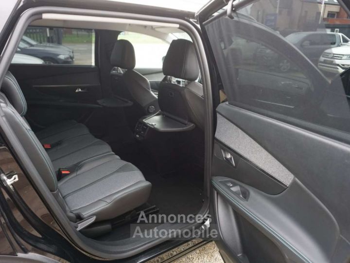 Peugeot 5008 1.2 PureTech ALLURE 7 PLACES Bte AUTO CAM COCKPIT - 18