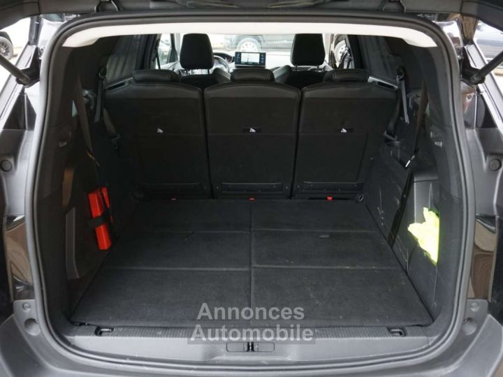 Peugeot 5008 1.2 PureTech ALLURE 7 PLACES Bte AUTO CAM COCKPIT - 22