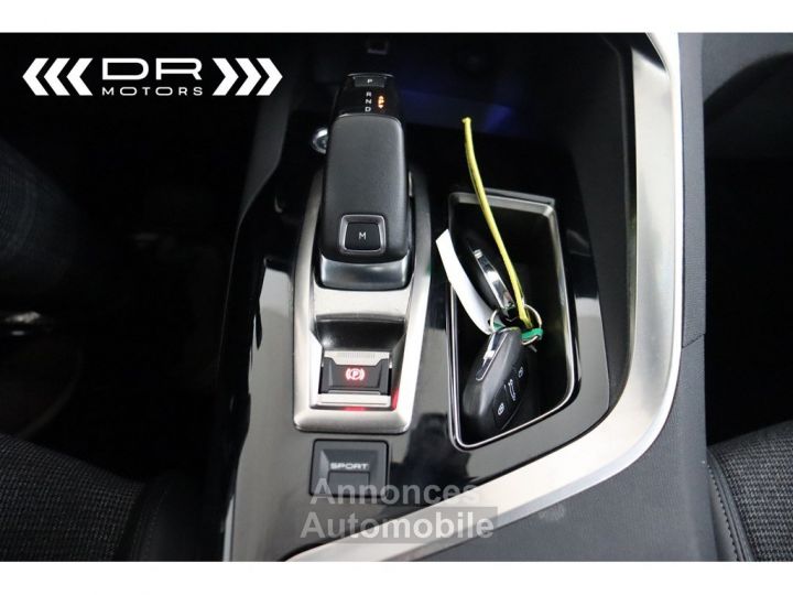 Peugeot 5008 1.5BlueHDI 7 PLAATSEN - ALLURE S&S NAVI APPLE CARPLAY/ANDROID AUTO FOCAL PANODAK - 28