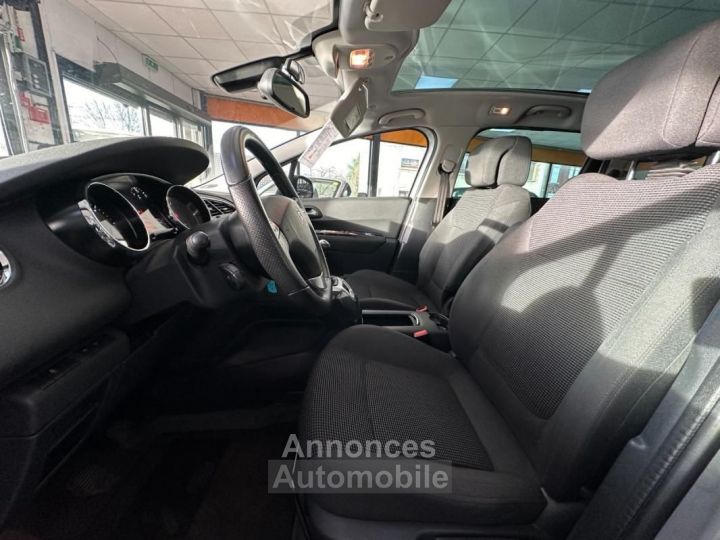 Peugeot 5008 Allure - 9