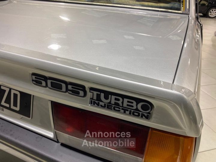 Peugeot 505 Peugeot 505 Turbo 2.2l 148ch - 11
