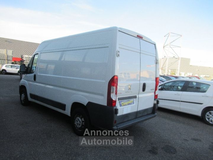 Peugeot Boxer FOURGON TOLE 330 L2H2 BLUEHDI 130 PRO - 6