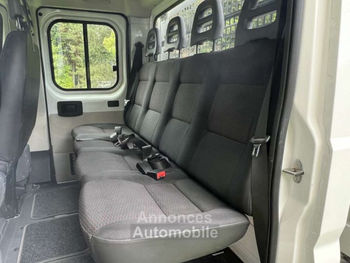 Peugeot Boxer utilitaire avec plateau 7 places - 10