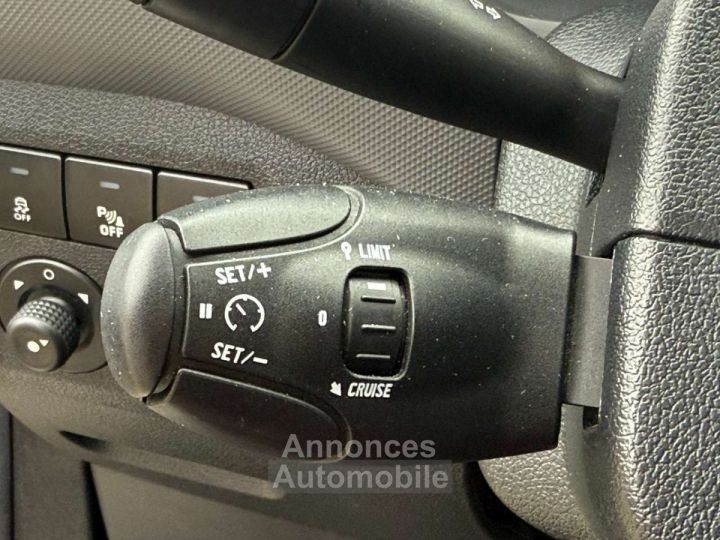 Peugeot Partner 3 sièges 86.000 km GPS Capt. arrière - 15