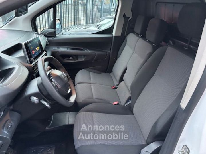 Peugeot Partner Camionnette 1.6 Blue HDI 100 (99Ch) ASPHALT  3 PLACES - 13