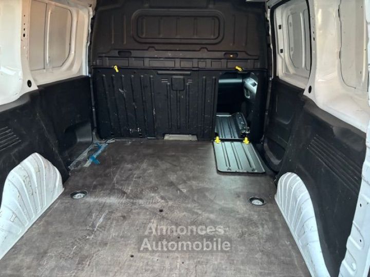 Peugeot Partner Camionnette 1.6 Blue HDI 100 (99Ch) ASPHALT  3 PLACES - 20