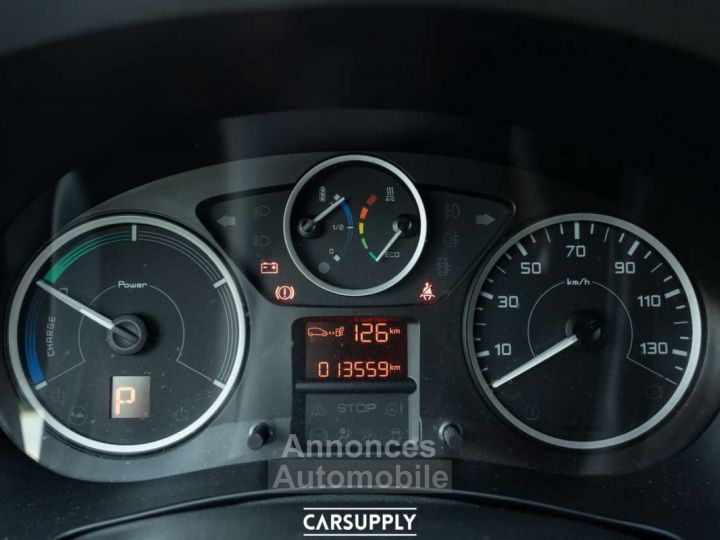 Peugeot Partner E-Partner 22.5 kWh - GPS - Camera - Like New - 13