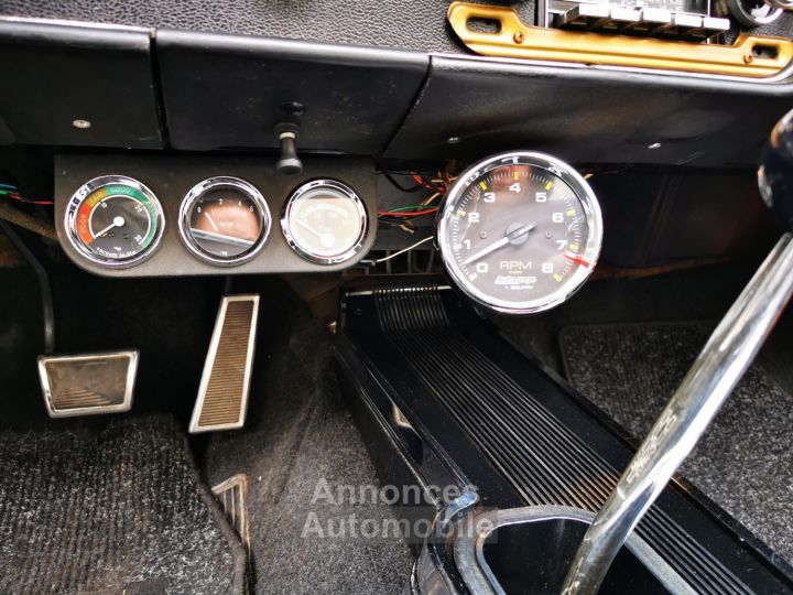 Pontiac LeMans cabriolet  v8 - boite manuelle ( 4 + R ) - 60