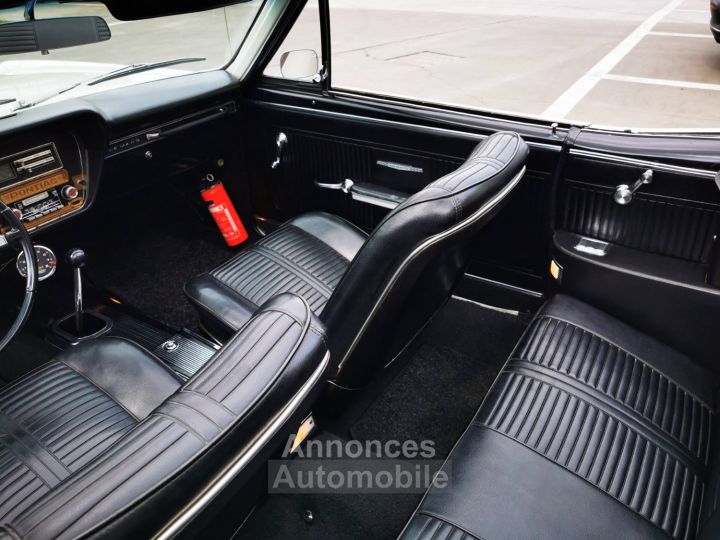 Pontiac LeMans cabriolet  v8 - boite manuelle ( 4 + R ) - 65