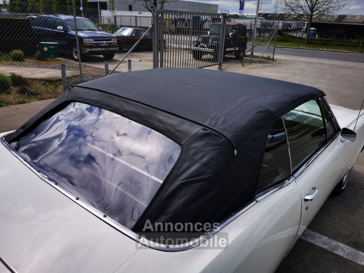 Pontiac LeMans cabriolet  v8 - boite manuelle ( 4 + R ) - 86