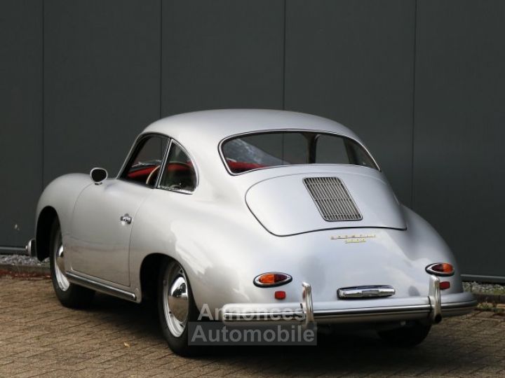 Porsche 356 A 1600 Coupe 1.6L 4 cylinder engine producing 60 bhp - 30