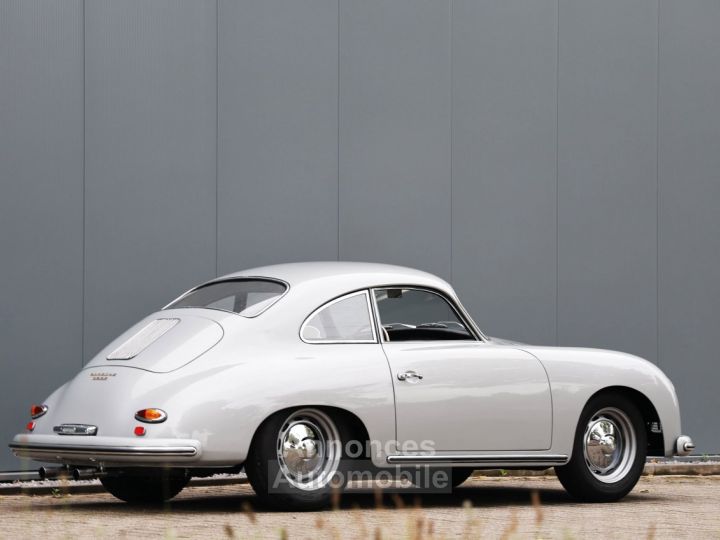 Porsche 356 A 1600 Coupe 1.6L 4 cylinder engine producing 60 bhp - 8