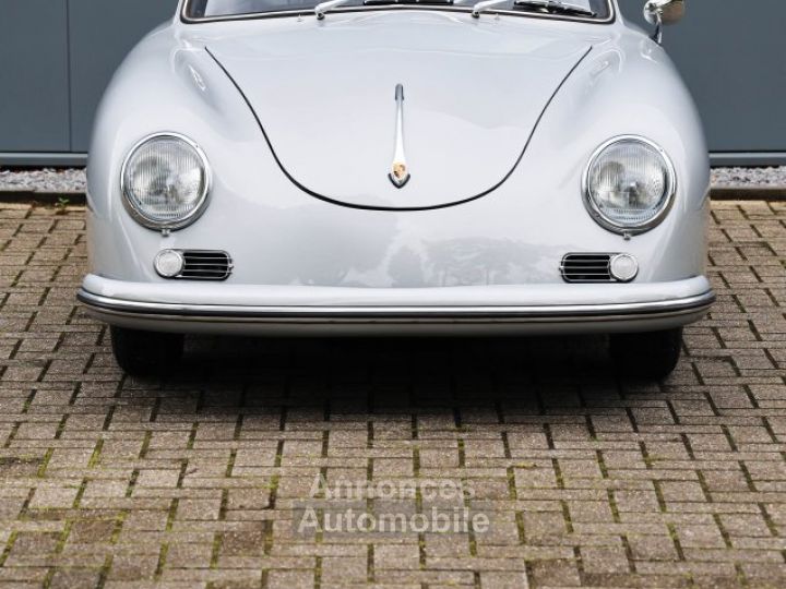 Porsche 356 A 1600 Coupe 1.6L 4 cylinder engine producing 60 bhp - 19