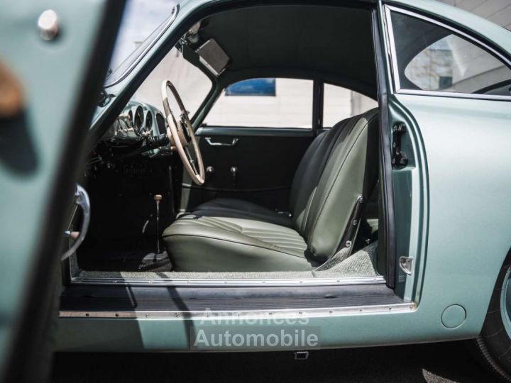 Porsche 356 Pre-A 1500 Radium Green Fully Restored - 19