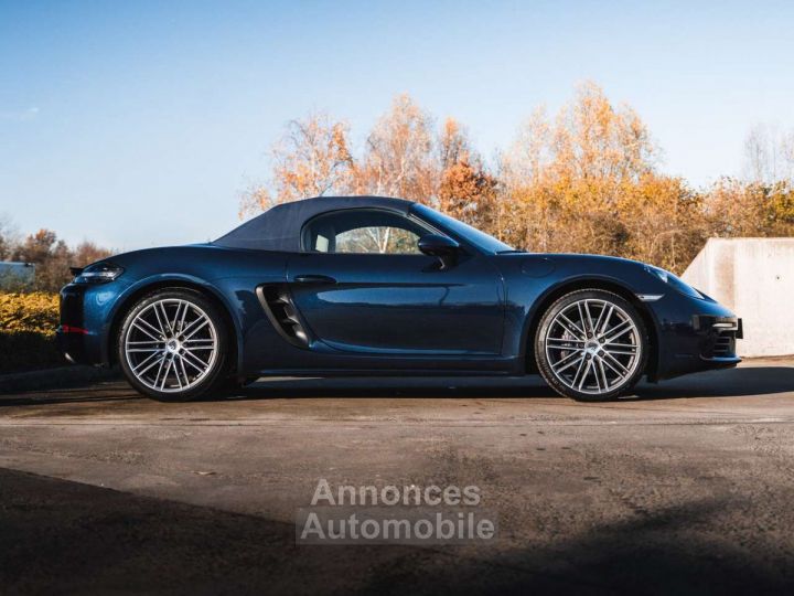 Porsche 718 Boxster Night Blue Camera Sport Exhaust - 7