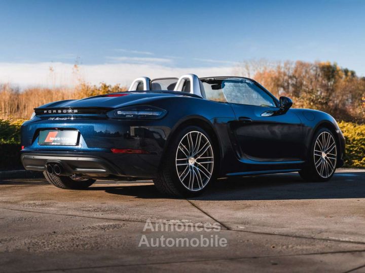 Porsche 718 Boxster Night Blue Camera Sport Exhaust - 10