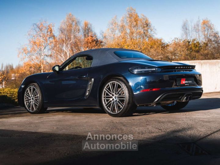 Porsche 718 Boxster Night Blue Camera Sport Exhaust - 12