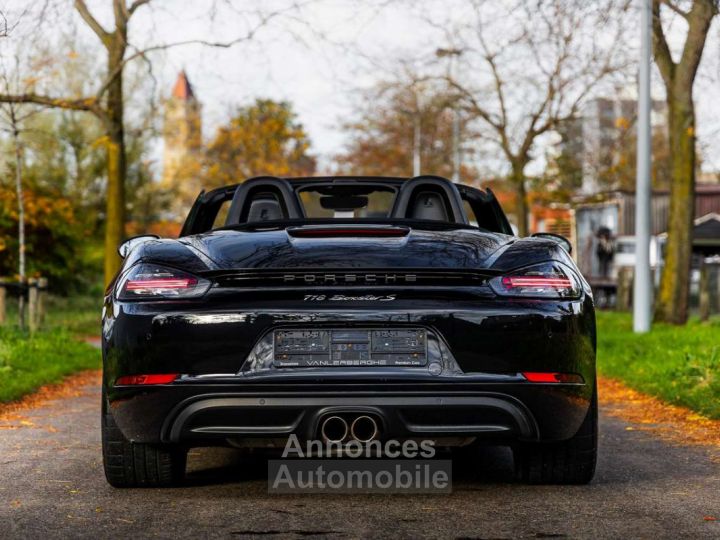 Porsche 718 Boxster S PDK - 17