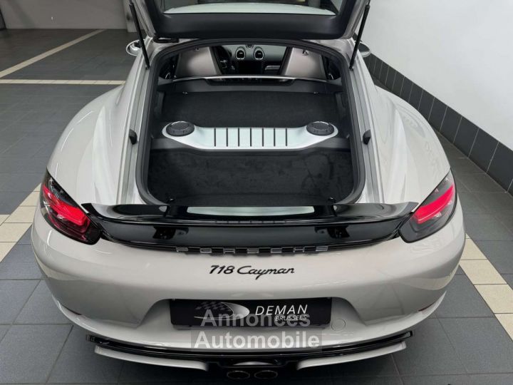 Porsche 718 Cayman Style Edition - 8