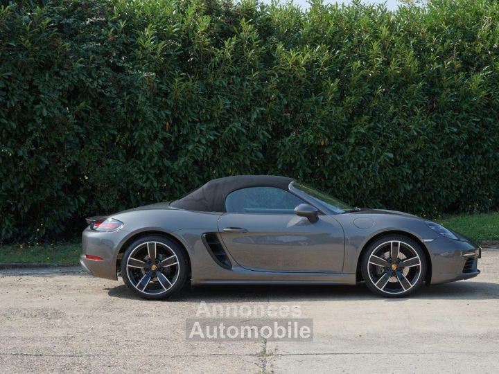 Porsche 718 PORSCHE 718 (982) BOXSTER 2.0 300 CH PDK - BOSE - PDLS+ - Caméra - Echappement Sport - Sièges Mémoire 14 - Sièges + Volant Chauffant - Caméra - 13