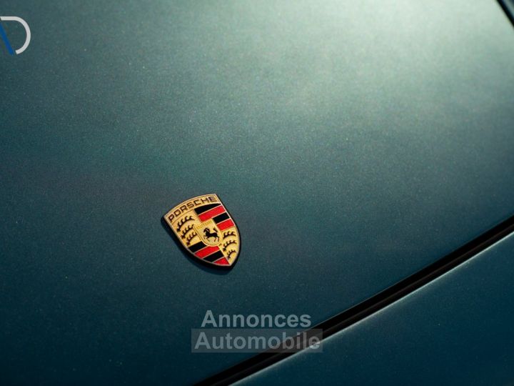 Porsche 911 / 993 Carrera - 10