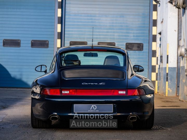 Porsche 911 / 993 Carrera - 3